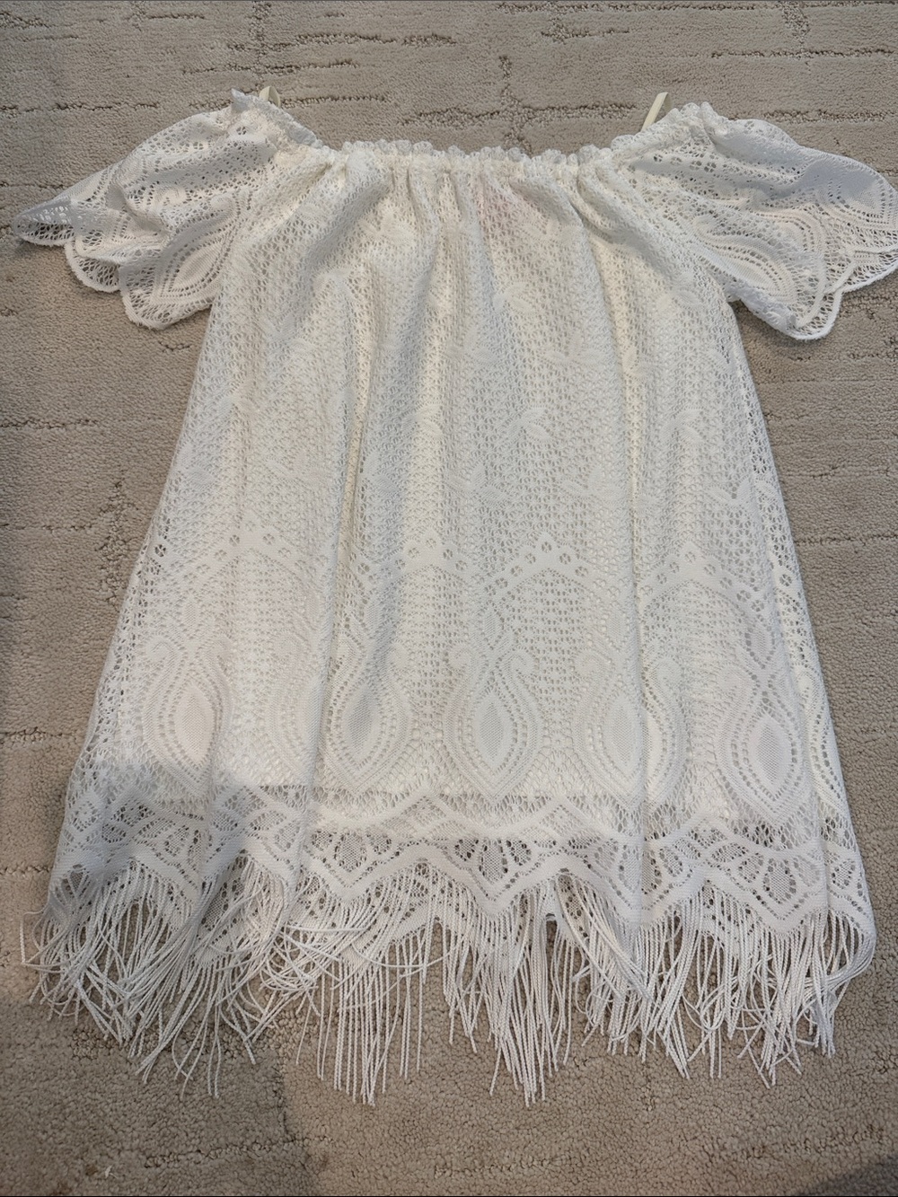 Lilly Pulitzer White Lace Fringe Off-Shoulder Top - Small